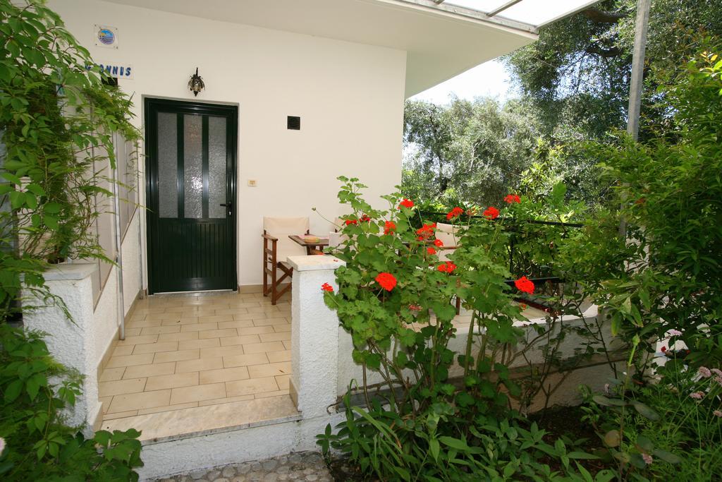 Alex-Giannis Apartments, Barbati Ruang foto