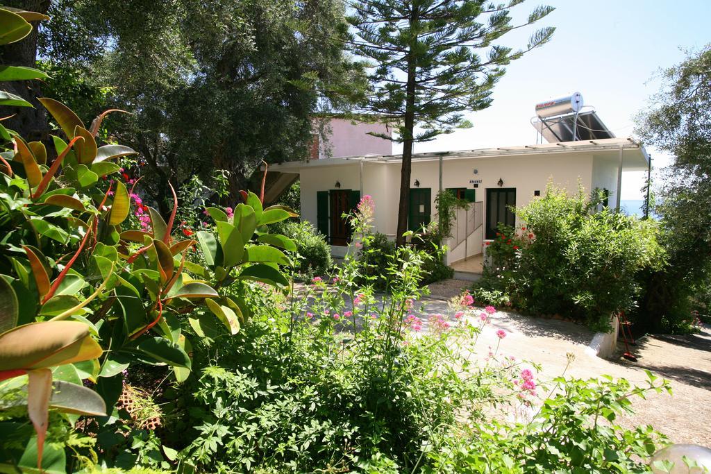 Alex-Giannis Apartments, Barbati Ruang foto