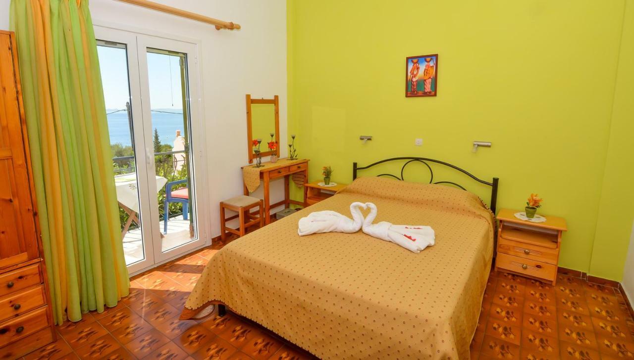 Alex-Giannis Apartments, Barbati Bagian luar foto