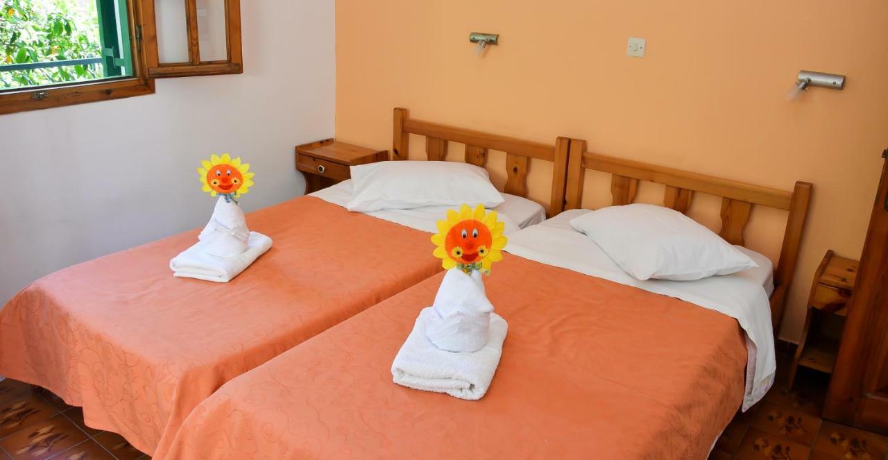 Alex-Giannis Apartments, Barbati Bagian luar foto
