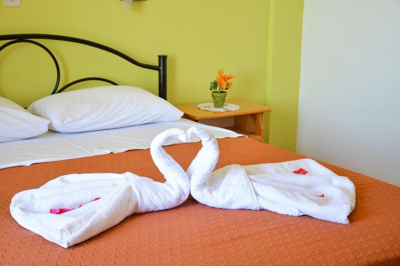 Alex-Giannis Apartments, Barbati Bagian luar foto