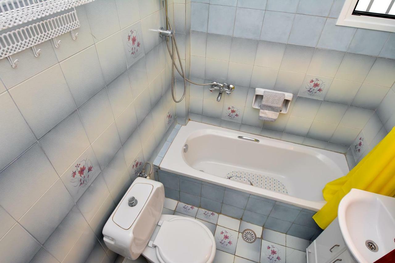 Alex-Giannis Apartments, Barbati Bagian luar foto